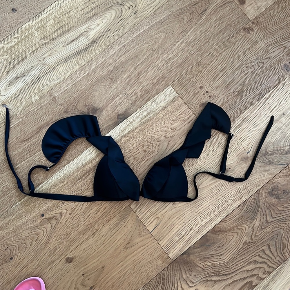 Bikini Top Black with Ruffles